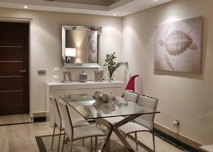 Lujo En Primera Linea De Playa En Bahia De La Plata, Apartman Estepona