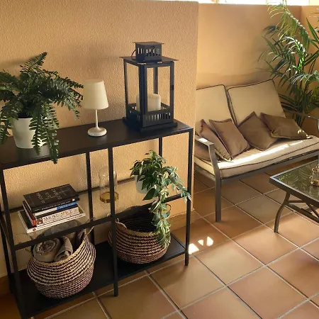 Apartamento Lujo En Primera Linea De Playa En Bahia De La Plata, Estepona