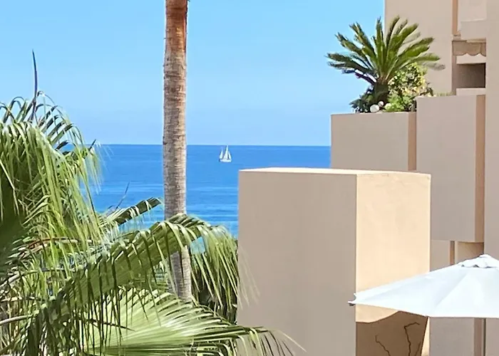 Lujo En Primera Linea De Playa En Bahia De La Plata, Estepona