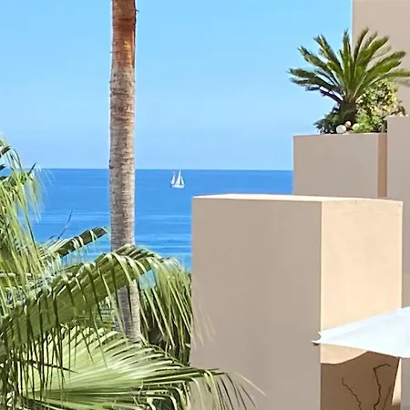 Lujo En Primera Linea De Playa En Bahia De La Plata, Estepona